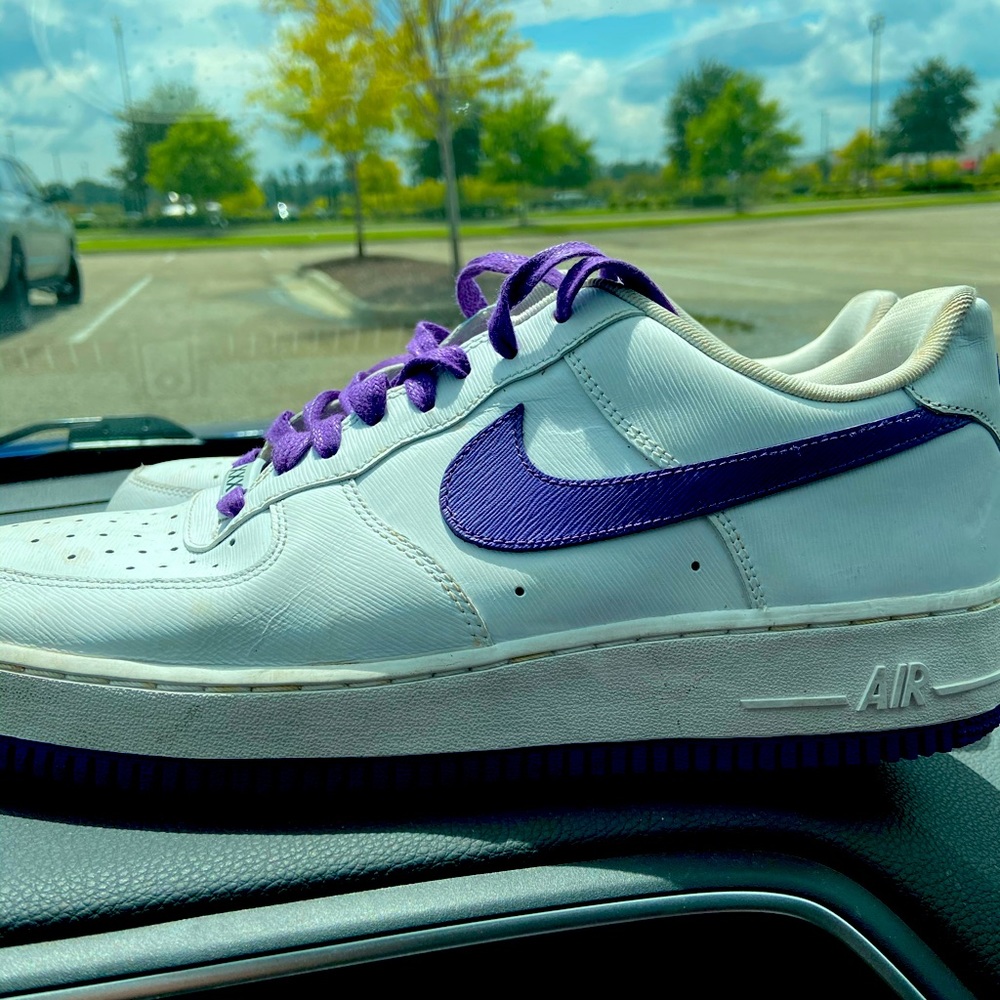 Nike Air Force 1